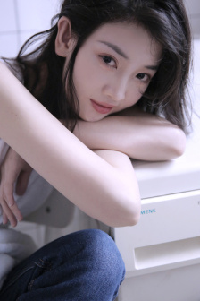 淑芳两腿间又痒了50岁